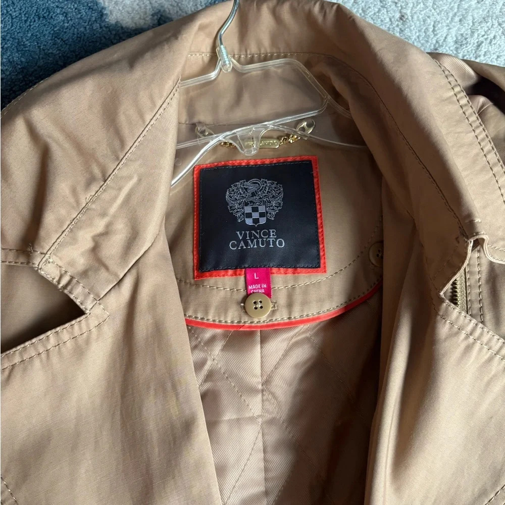 Vince Camuto Trenchcoat NWOT - Picture 7 of 7